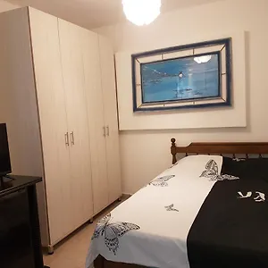  דירה יחידת דיור בשכונה נעימה באילת